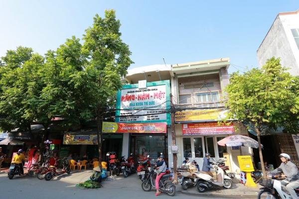 Cho thuê tầng 1 nhà mặt phố Chợ Hàng (đúng ngã 3 Bốt Tròn) vị trí trung tâm quận Lê Chân